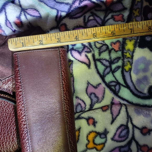 Authentic Coach Leather And Suede Crossbody Satchel In Elegant Burgundy - Picture 10 of 10